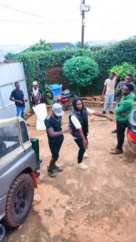 Alien skin challenged By Tom dee in bongo Dance #Alienskin #lugamidia @AlienSkin ug @TomDeeUg 
