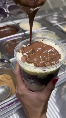 Finalizando nosso copo trufado com muita nutella 😁💜 #acai #acaiteria #acainocopo #acaidelivery #sorvete #sbosp #americanasp 
