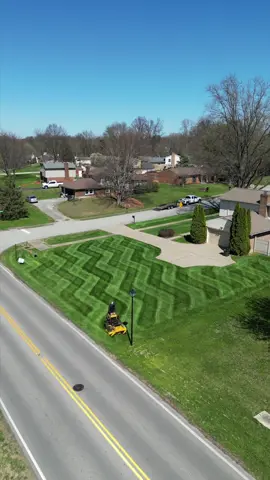 Would you pay extra for this kind of cut? #lawntok #thatlawndude #fyp #lawncare