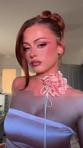 Definitely a lalala look🩰🌸💕#makeup #lalala #makeupinspo #fyp