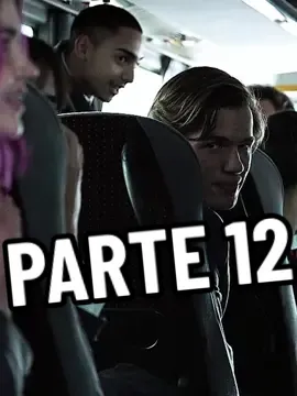 La Casa de Papel | 12 🍿🎥🔥 #lacasadepapel #series #asmelhoresséries #netflix #seriesnoar #trechosdeseries #seriesnetflix #TikTokSeries #lcdp #lacasadepapeledit #bellaciao #professor #elprofesor 
