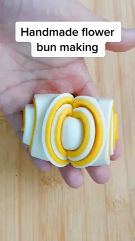 Which one do you like best, this flower module or the three in the video?#foryou #usa #fyp #DIY #tiktok #handmade #food #flour #crispynoodles 
