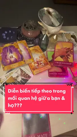 Diễn biến tiếp theo trong mối quan hệ giữa bạn & họ??? Trải bài Tarot ngẫu nhiên!