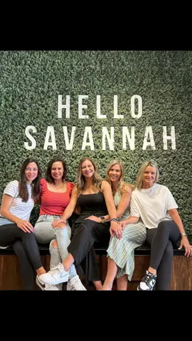 🎵This is how we do it🎵  Day 1 Take over Savannah, Ga #mamagetaway Places to visit:  ▪️@luluschocolatebar so many diff kinds of choc martini  ▪️Treylor Park Resturants - yummy food ▪️@plantriversidedistrict - beautiful area to walk and lots of resturants / bars Baobab Lounge inside JWMArriot Plant Distric Riverside - amazing bar lounge #besties #busbyventures #savannahga #itsabuzzworld 