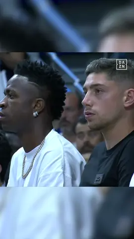 Vinicius y Fede Valverde, invitados estrella en el Real Madrid-Partizan de Euroliga 👀👀#TikTokDeportes #tiktokfootballacademy #Futbol #Football #RealMadrid #Madrid #Vinicius #Vinijr #Viniciusjunior #FedeValverde #RealMadrid #Madrid