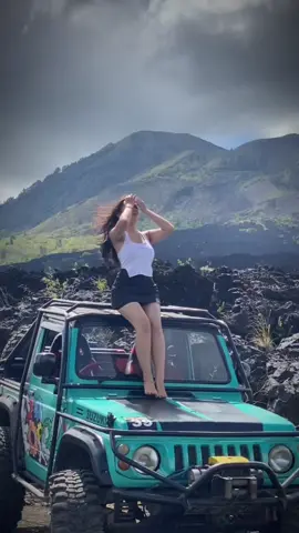 Jeep tour black lava dengan photographer 🌋  @Fanfan🐼 #balijeeptour #jeeptourkintamani #cinematic #destinasikintamani #gunungbatur 