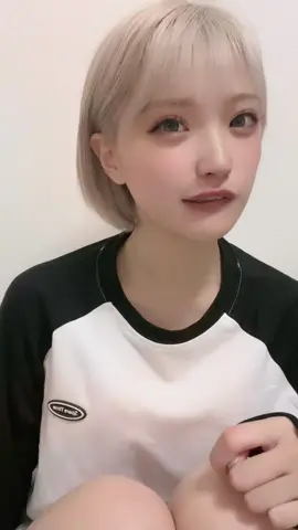 アイソレできんすぎて友達にくそ笑われてるWWWWWWWWWW 