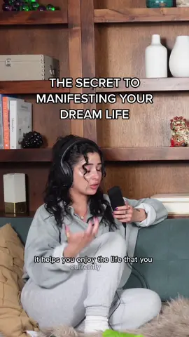 If youre nit loving the life youre living, youre not living at all #LifeAdvice #happinesstips #manifestationtips 