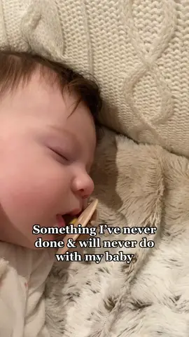 We all require comfort & cuddles. Why do moms have to let their babies cry out for them and not give them comfort? #momtok #babiesoftiktok #babytips #babycosleeping #babysleep #mamabonding #babysleephelp #momofgirls #babyinfluencer #microinfluencer #babyinfluencers #babysleephacks #babybedtime #momanddaughter #momsinspiringmoms #momssupportingmoms #babygirl #fyp #babygirlsvideo #babymodel #momsofig #itsokay #firsttimemom #tipsandtricks #foryou #babymilestones 