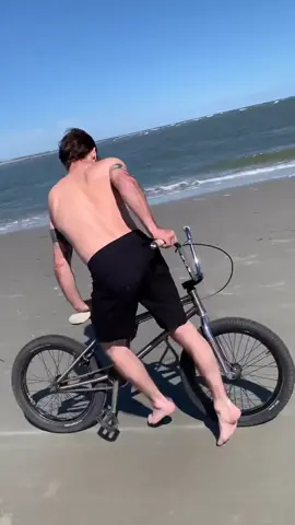 🕺🕺🕺 @UNREEL #sports #sport #bmx #bmxboy #bike #beach #dance #drift #cycling #epic #trick #funk #HonkaiStarRail #weekend 