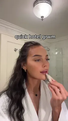 quick hotel glam 🫶🏼 #grwm 