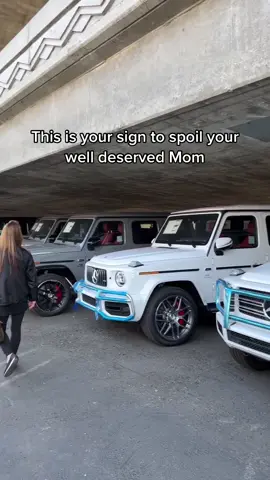 Spoiling well deserved Mommy Choi