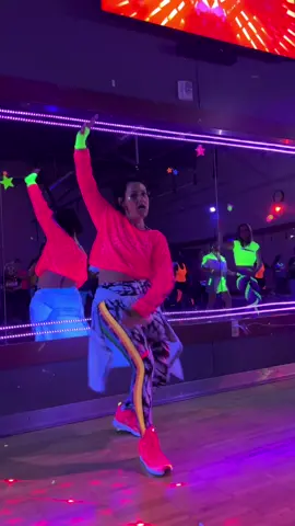 #zumba #glowinthedark 