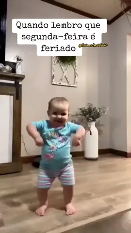 #viral #feriado #segundafeira #status #foryou #parati #tiktokviral #viraltiktok #fyp #humor #memes 