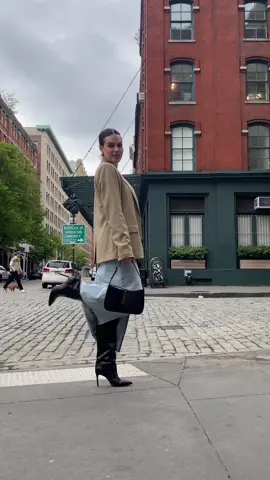 NYC fit check🏙️ Fit 🔗in my l t k #fitcheck #nycfitcheck #nycstreetstyle #outfitoftheday #denimmidiskirt #chicstyle #minimalstyle #minimalstyledaily 