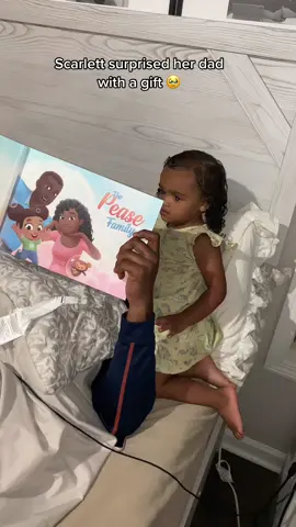Scarlett surprised her dad with an early Father Days gift from @hoorayheroes 🥰 #thepeasefamily 
