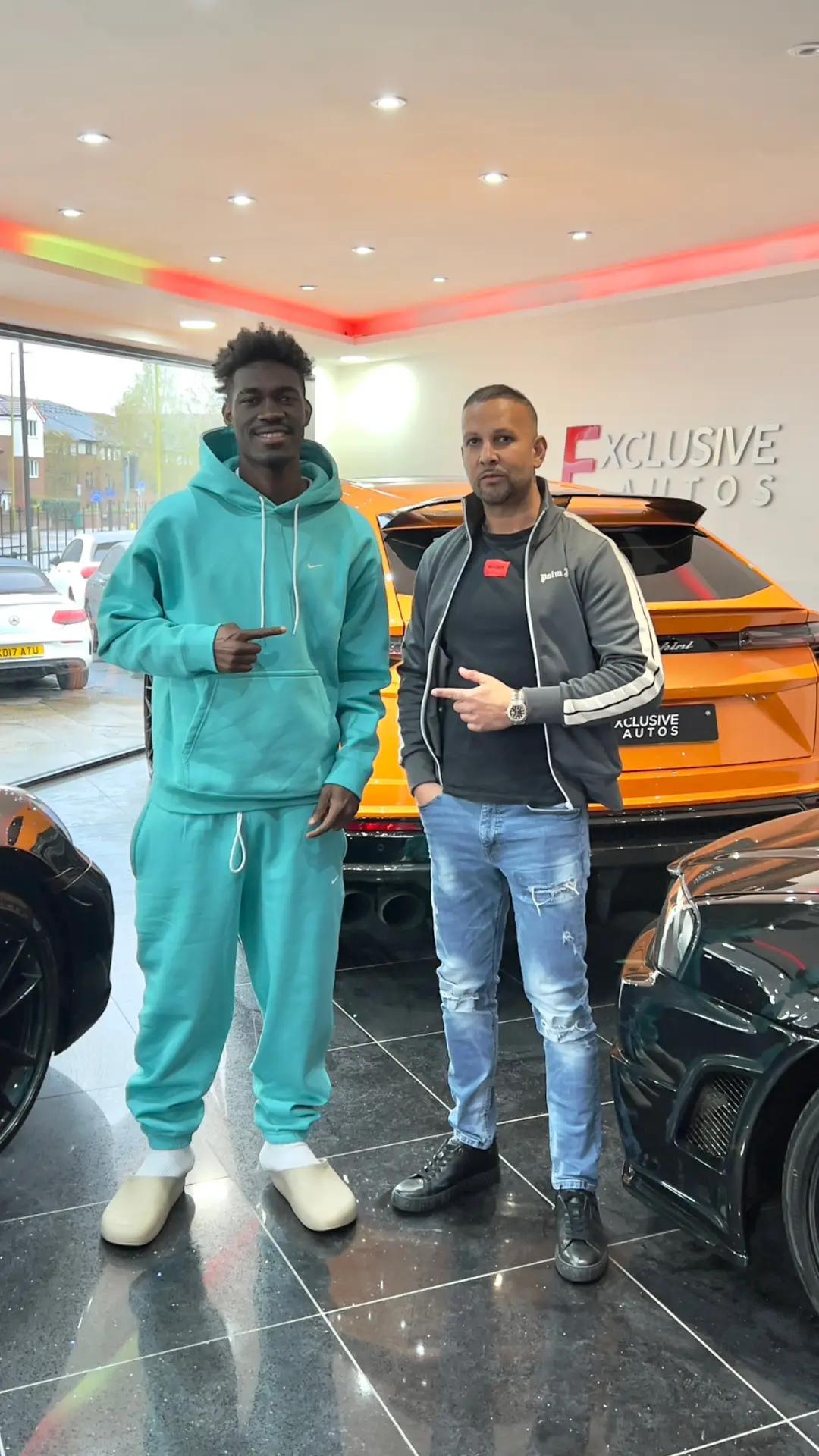 Yves Bissouma 🤝 . . . #exclusiveautos #yvesbissouma #car #cars #amg #football #PremierLeague #goals #fc #hotspurs #tottenhamhospur #tottenham #london #carlifestyle #lambo #lamborghini #lamborghiniurus #gtr #skyline #aff #mercedes #match #sport #game #footballer #kick #Lifestyle #watford 