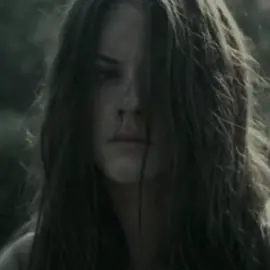 •He did to them what they did to him•😌.. #jenniferhills #ispitonyourgrave #notrealscene⚠️ #nekedbelegyen #nekedbe #film #fypシ゚viral #fyp #grave #kopokasirodra #karma 