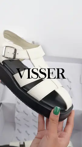 Nggak salah emang Visser jadi best seller😍 #Pluvia #CLEARYourHeadKetombeChallenge #sandalwanita #sandalkekinian #sandaldaily #rekomendasisandalwanita #fyp 