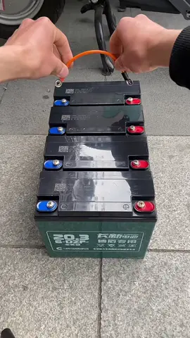 (performed by professional, do not attempt)How to find a bad battery