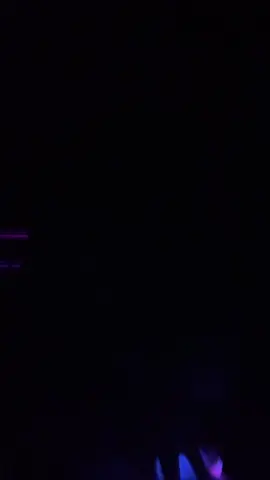 jelly #gloving #rave #lightshowwithmusic 