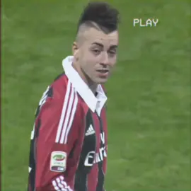 ستيفان الشعراوي...💔💫  #el_shaarawy #ستيفان_الشعراوي #ميلانو_الكبير🇮🇹👑 #نوتنغهامي #nffc #coyr🔴⚪️ #CapCut 