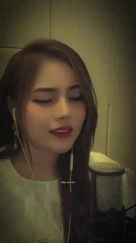 Tại sao đêm đã khuya vẫn không ngủ được😴#nhachaymoingay❤️ #xuhuong2023🥰 #nhaccamxuc #nhacbuontamtrang #nhac8x9x #nganngan #taiwantiktok 