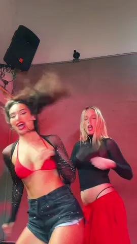 Esperem que vai sair video de camera profissional nosso jaja🙈 Dc: ??