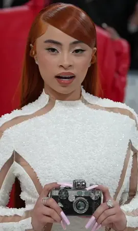 Hello #icespice ✨👑 #metgala #vogue 
