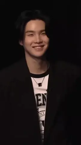 He laughed 🥺 #minyoongi #yoongi #suga #agustd #bts_official_bighit #방탄소년단 #xyzbca #fyp #foryou #CLEARYourHeadKetombeChallenge 