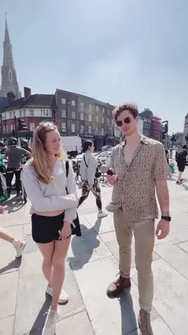 New girl moves to Brixton - let’s find her a date 🙌 #brixton #dating #voxpop 
