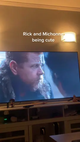 the walking dead season 6 #thewalkingdead #thewalkingdeadseason6 #thewalkingdeadreactions #hilltoptwd #jesustwd #gregorytwd #thesaviorstwd #twdreactions #twdtiktok #tvtok #twdclips #amctwd #glennandmaggie #twdfyp #ricktwd 