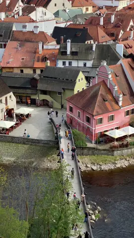 A fairytale town 🧚🏼✨🗺️ #czech #ceskykrumlov #travel #europe #fypシ 