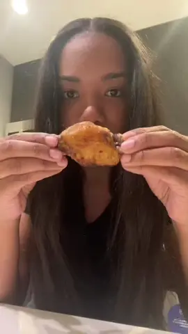 Its like magic #wings #offthebone #magic #viral 