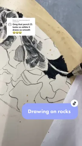 Replying to @saturnwonders more info about this dreamy printmaking process #artistsoftiktok#illo#illustration#litho#lithography#printmaking#stonelitho#stonelithography#print#artprints#drawing#artistcheck#queerartists 