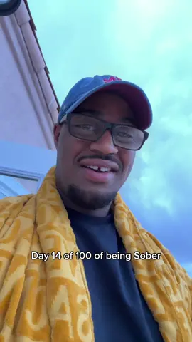 Day 14 of 100 of being sober… 2 WEEKS!!! #NoAlcohol #Sober #SelfCare #Love 