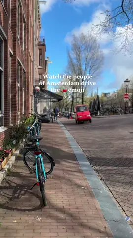It’s a thing here 🚗🚗 #amsterdamguide #amsterdamtips #amsterdamlocal #thingstodoamsterdam #amsterdamcity 