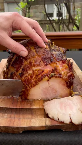 This pineapple bourbon glazed mangalitsa ham will rock your world 🐷.  Recipe coming soon 👍 #mangalitsapork #ham #glazedham 