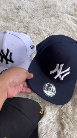 Topi Snapback NY premium Import #inspirasifashion #TopiBaseball #topiimport #topisnapback #Topi #photoleap #Nemen 