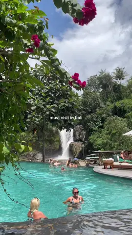i love it so much here 🥹🥹 other than the super hawt weather, the aesthetics, service, food and vibes were 10/10!!!! rlyyy can’t wait to go backkk 🤍✨  #bali #dayclub #fyp #tiktoksg #travelvlog #aestheticvibes #traveltiktok #beachoutfits 