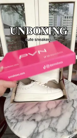 Unboxing Seola Ivory 😍 #pvnfashion #pvnseola #pvnshoes #fyp #funtasticpayday #metoosmile #ootdhijabstyle #sepatuwanita #rekomendasisepatu #tiktokshopdoubledaydoublejoy  