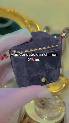 Không mua đôi này thì mua đôi nào nữa 💍 có hơn 2🍠 thui #xuhuongtiktok2023 #nhandoitinhyeu #vàngtây10k #jewelryoctoberr #xuhuongtiktok2023 #nhancauhon #octoberrsliver #quàtặngngườiyêu #nhẫnđẹp #xuhuong2023 