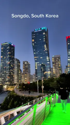Songdo-dong, a smart city built close to Incheon, South Korea. Absolutely gorgeous. #songdo #songdodong #incheon #songdokorea #korea #southkorea #southkorea🇰🇷 #TikTokPromote #beautiful  