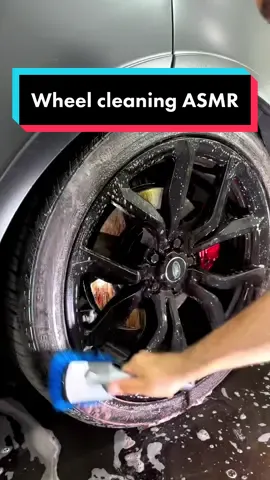 Volume up! A deep detailing is a key step in the prep process before paint protection film and ceramic coatings 🔑  #carsoftiktok #autodetailing #asmr #cleaningtiktok #satisfying 