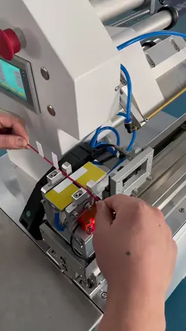 Applying warning labels to cables