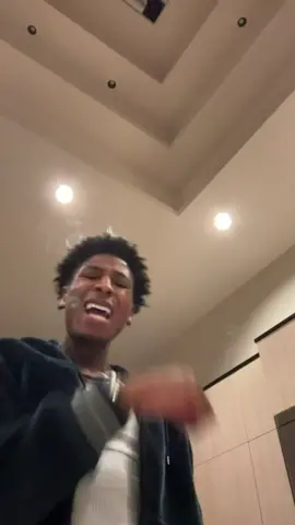 😂😂😂 #fyp #foryoupage #funny #funnyvids #nbayoungboy #youngboy #youngboyneverbrokeagain #trend #trending #viral #viralvideo #recommendations #reccomended #ybedit #mutuals #video #funnyvideos #hilarious #vines #music 