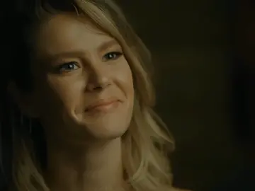 dila'yı paramparça eder, ezer geçer... #burcubiricik #barışarduç #barisarduc #kuzgun #kuzdil #kuzgundila #kuzguncebeci #dilabilgin #fypage #editviral #aşk #tiktok #foryou #foryoupage #fyp #keşfet #keşfetteyizzz #edit #dram #fypシ #turkishseries 