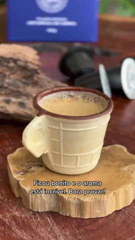 Teste de hoje: casquinha de sorvete em forma de xícara para preparar o nosso café em cápsulas de um jeito super inovador! ☕️😛 #casquinhaparacafe #cafecup #cafeespecial #caféespecial #viralcoffee 