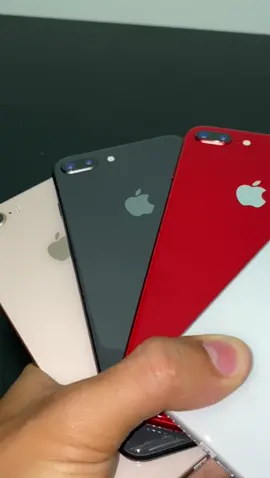 📱🎨 Qual cor escolher? 🎨📱 O iPhone 8 Plus tem cores incríveis: Gold, Silver, red e Black. Qual delas combina mais com você? Não perca a chance de ter desempenho incrível e uma câmera poderosa na palma da sua mão. Peça agora e experimente a qualidade da Apple! 🍎💻 #iPhone8Plus