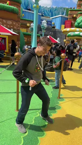 Just vibing #supernintendoworld #itsamememario @Universal Destinations 